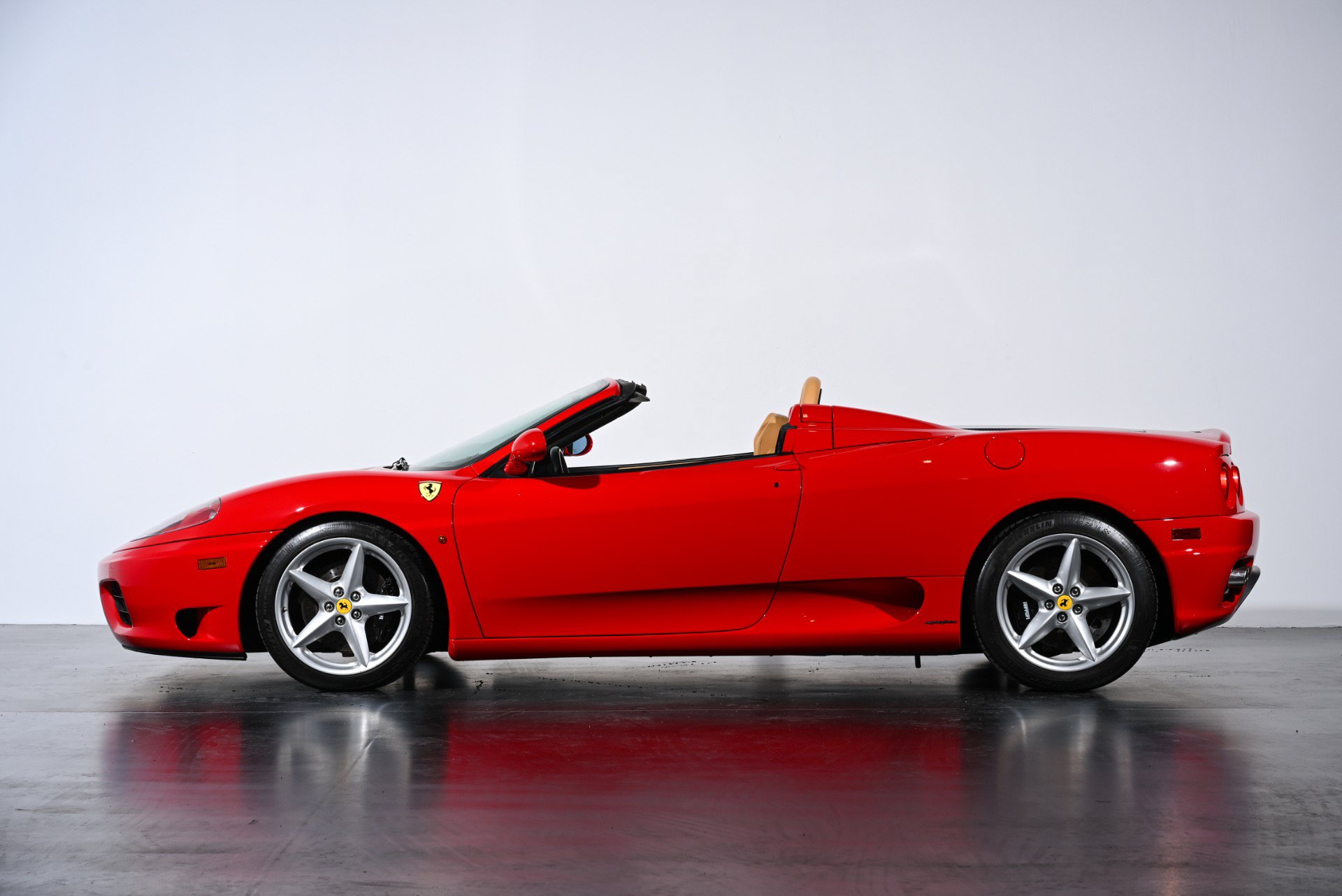 Used 2003 Ferrari 360 Spider RWD image 11