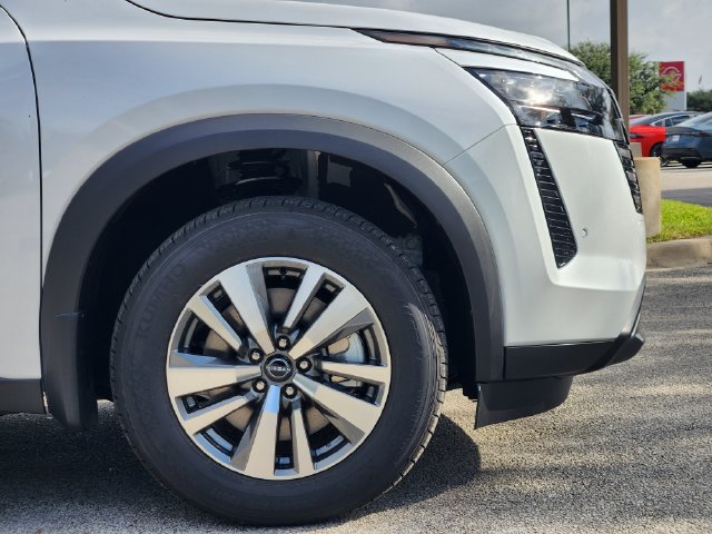 New 2026 Nissan Pathfinder SL FWD image 8