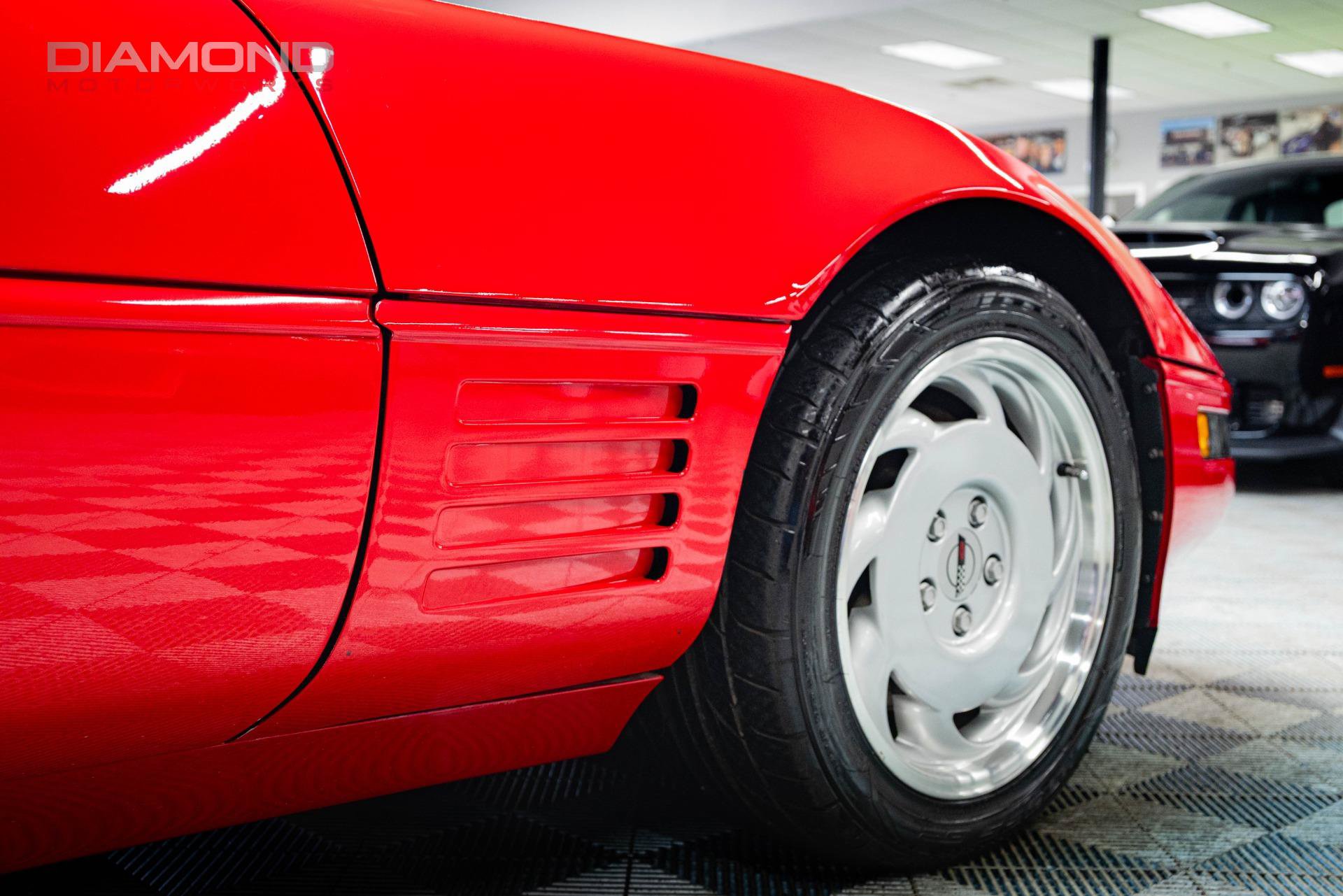 Used 1991 Chevrolet Corvette ZR-1 RWD image 42