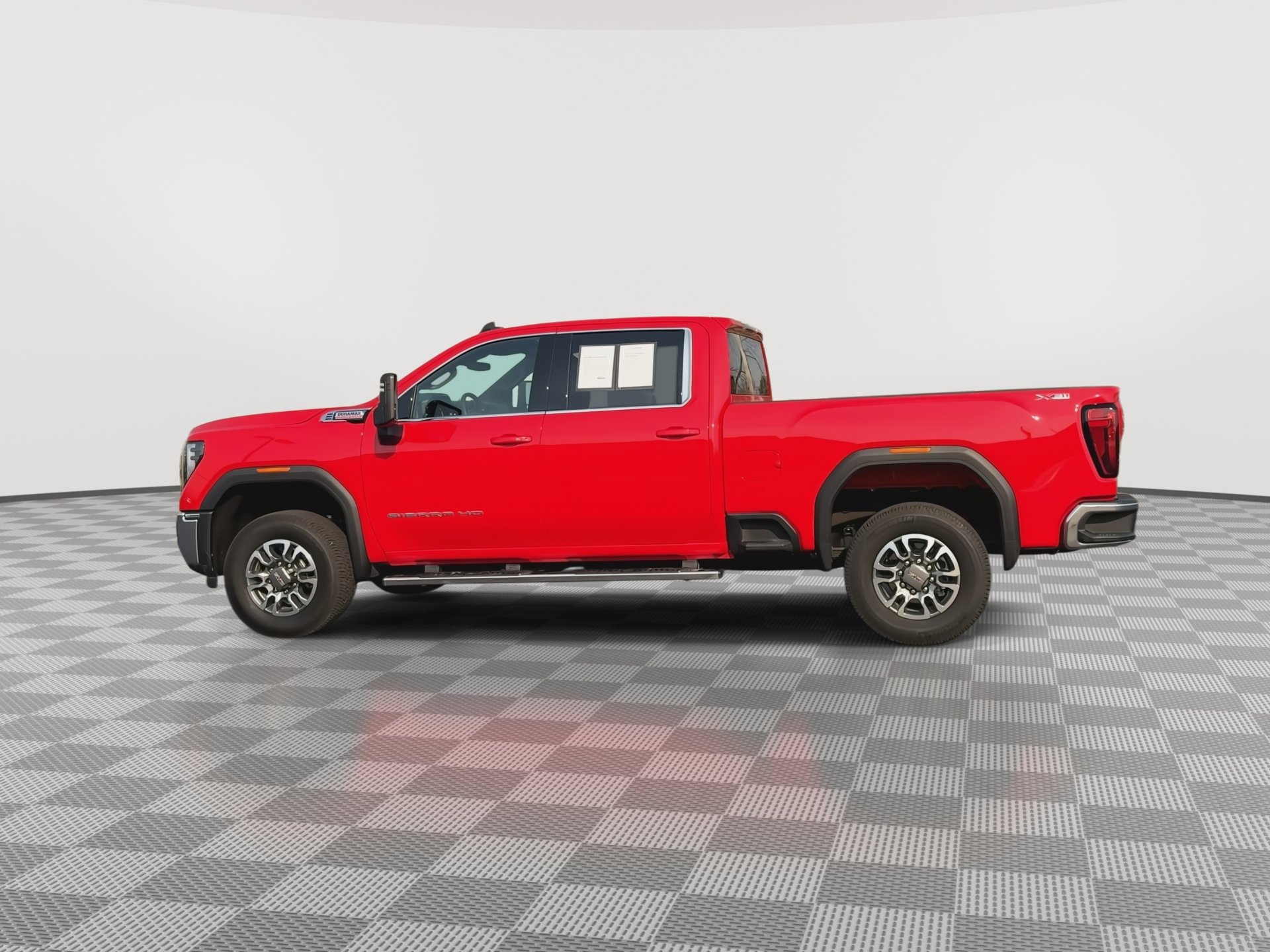 Used 2025 GMC Sierra 2500 SLE image 6