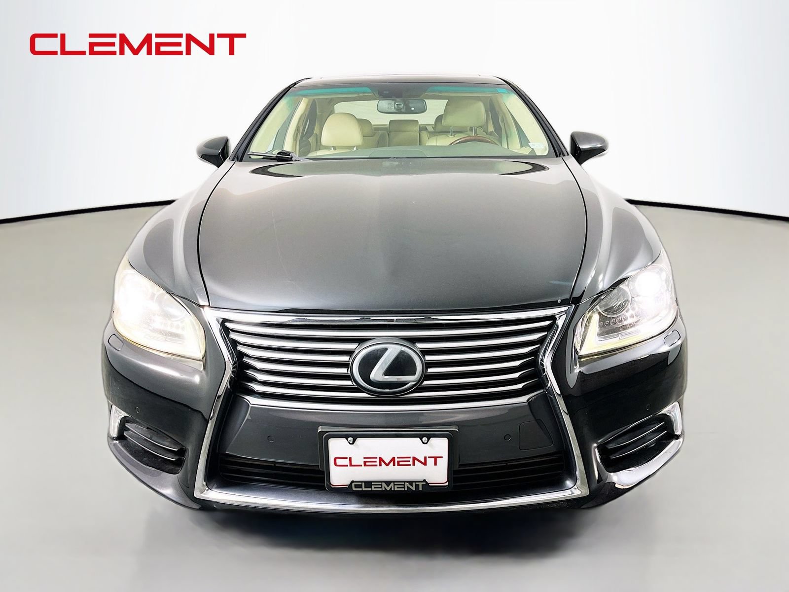 Used 2017 Lexus LS 460 w/ Comfort Package RWD image 3
