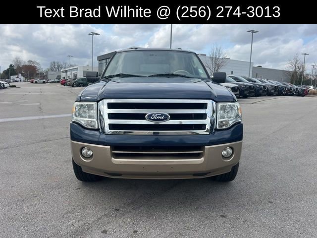 Used 2013 Ford Expedition XLT image 2