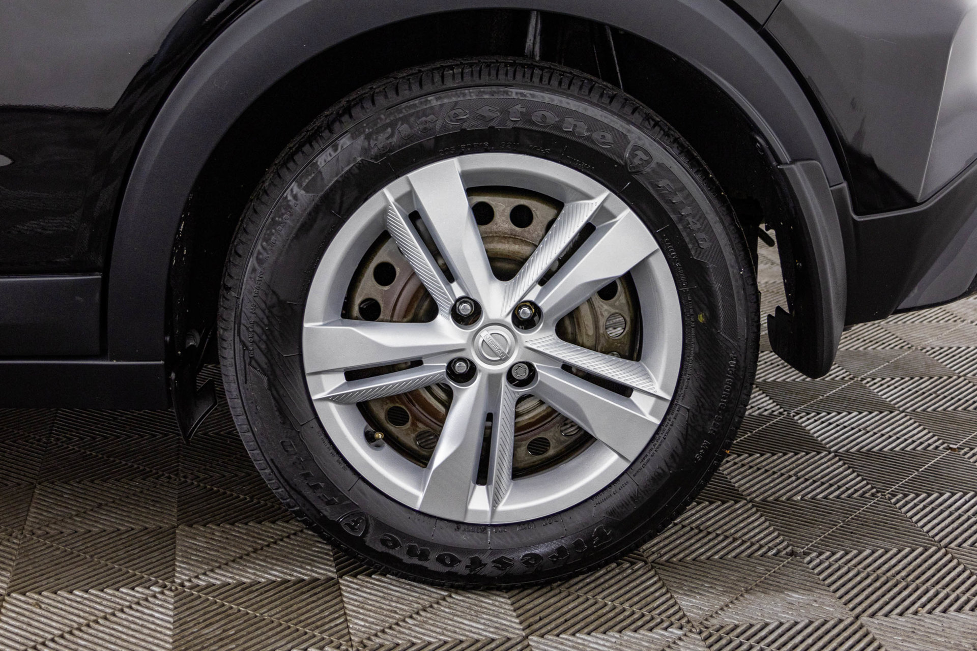 Used 2022 Nissan Kicks S FWD image 48