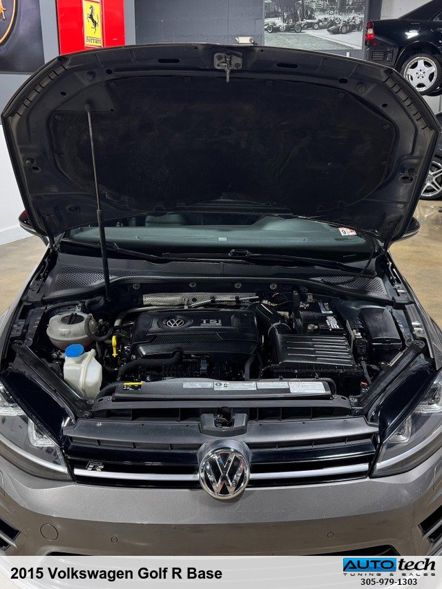 Used 2015 Volkswagen Golf R 4-Door image 12