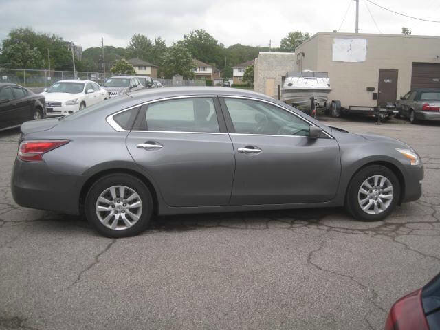 Used 2015 Nissan Altima 2.5 S w/ Power Driver Seat Package image 4