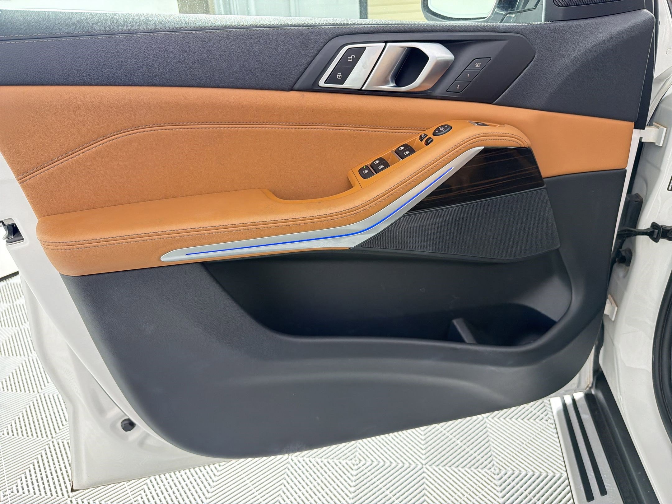 Used 2023 BMW X5 xDrive40i image 11