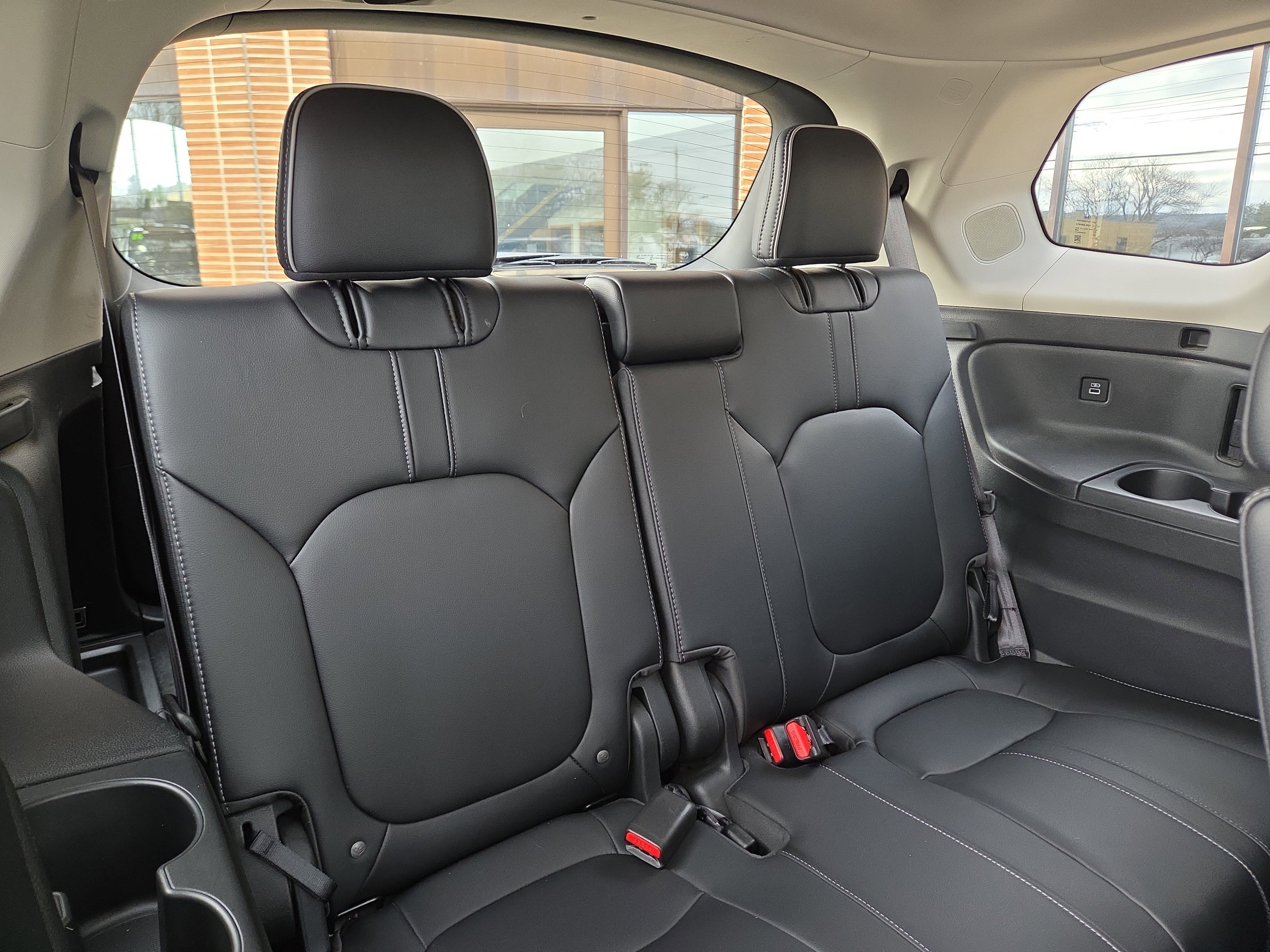 Used 2023 Honda Pilot Elite image 14