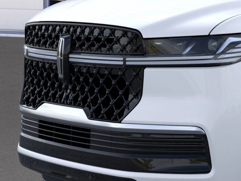 New 2026 Lincoln Navigator L Reserve w/ Jet Appearance Package image 17