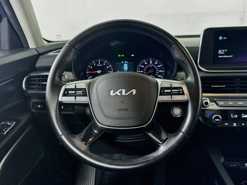 Used 2022 Kia Telluride LX AWD/4WD image 11