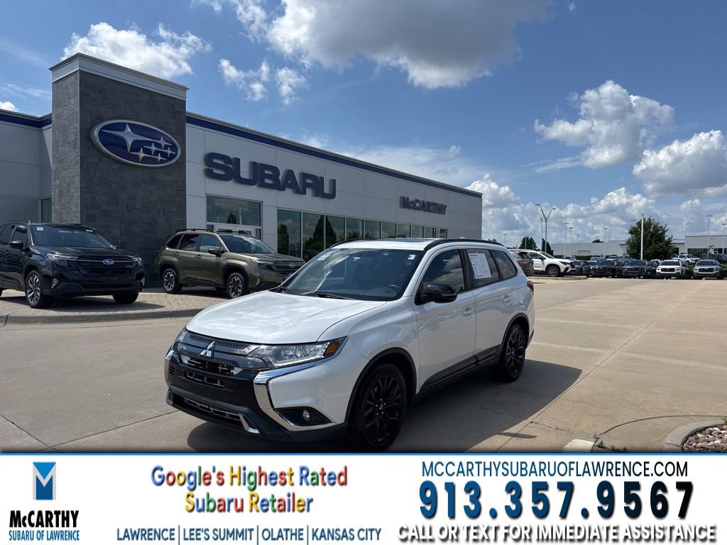 Used 2019 Mitsubishi Outlander LE AWD/4WD image 1