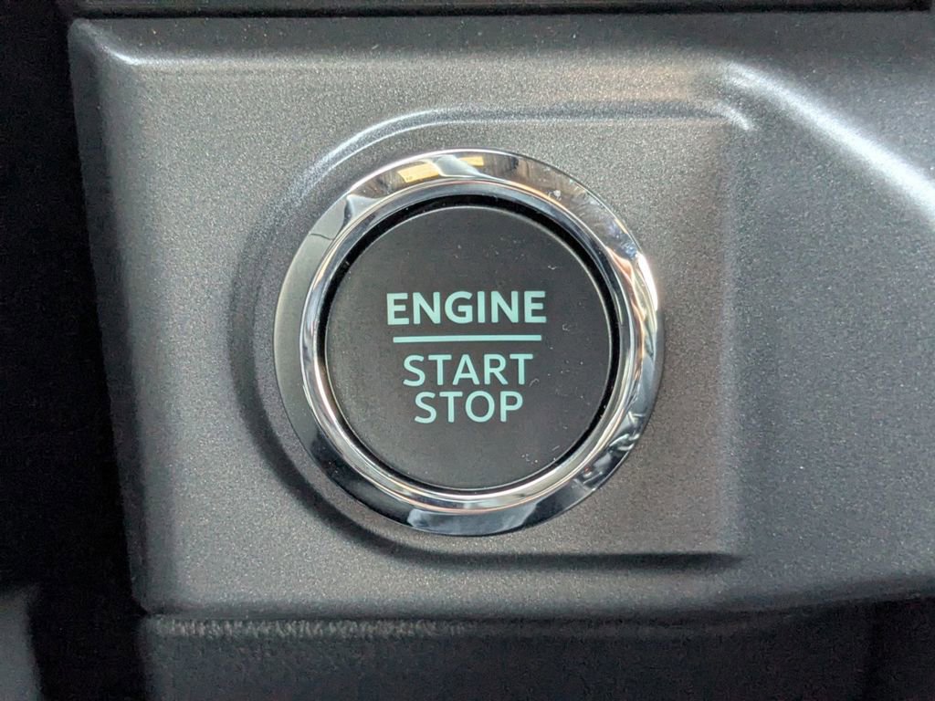New 2025 Ford F150 XLT w/ Equipment Group 302A MID image 31