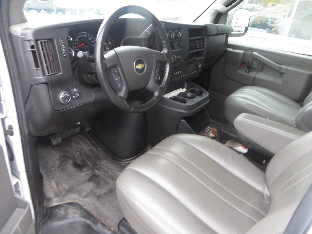 Used 2021 Chevrolet Express 2500 Extended w/ Driver Convenience Package image 13