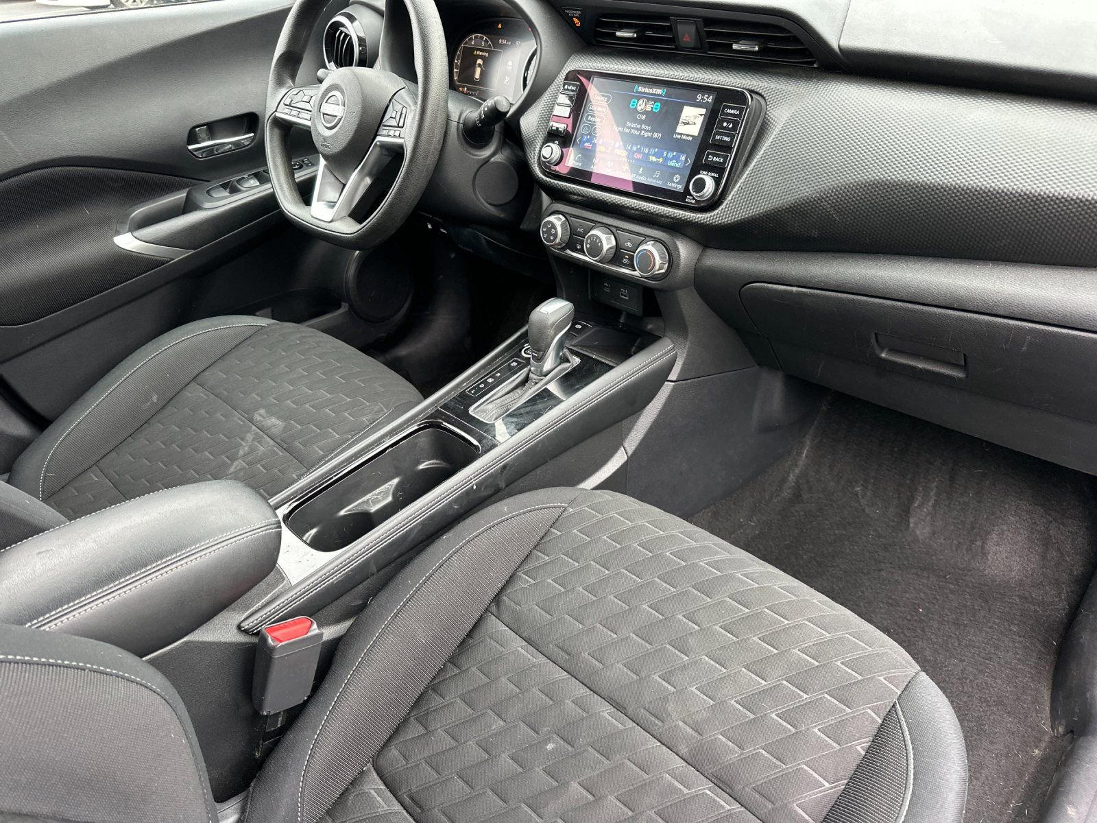 Used 2023 Nissan Kicks SV FWD image 16
