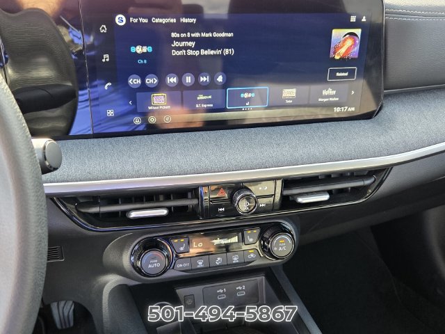 Used 2026 Nissan Kicks SV w/ SV Premium Package FWD image 18