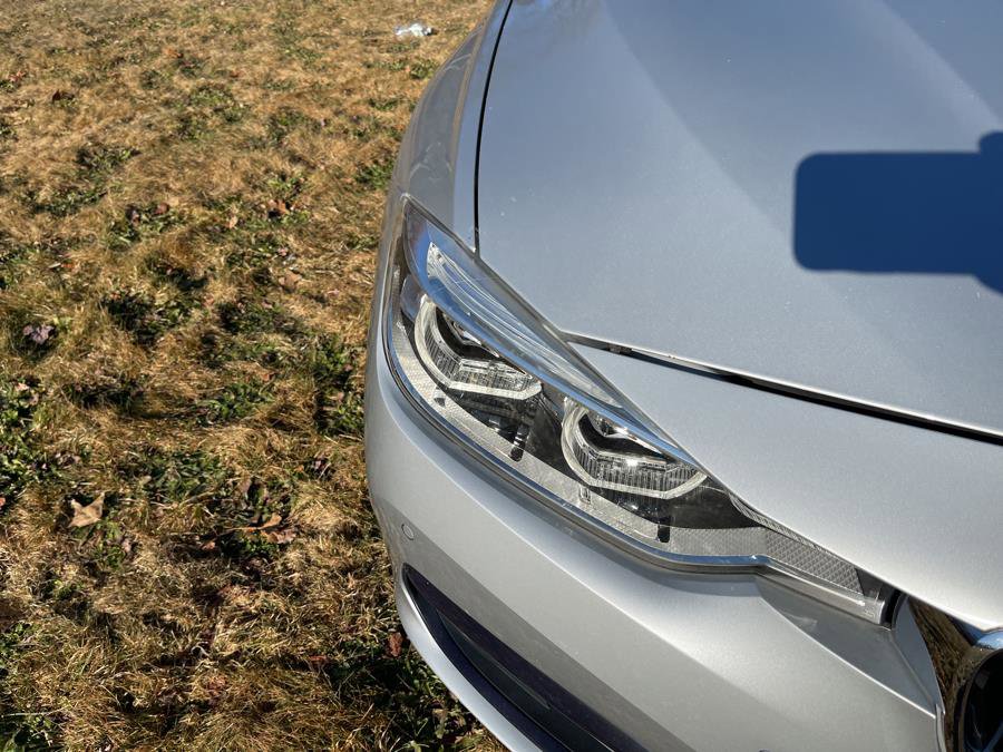 Used 2017 BMW 330e w/ Technology Package RWD image 24