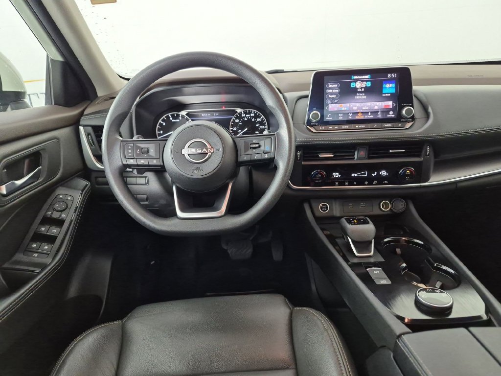 Used 2023 Nissan Rogue SV AWD/4WD image 30