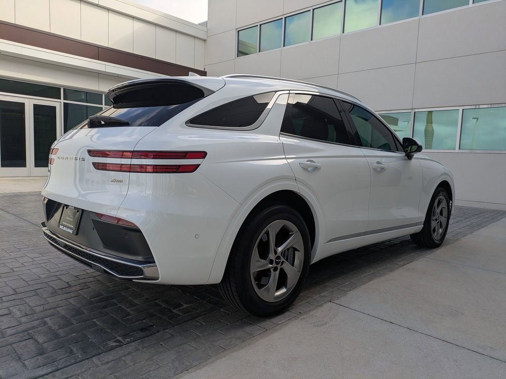 Used 2026 Genesis GV70 2.5T Advanced image 5