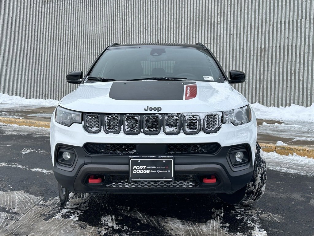 Used 2023 Jeep Compass Trailhawk image 7