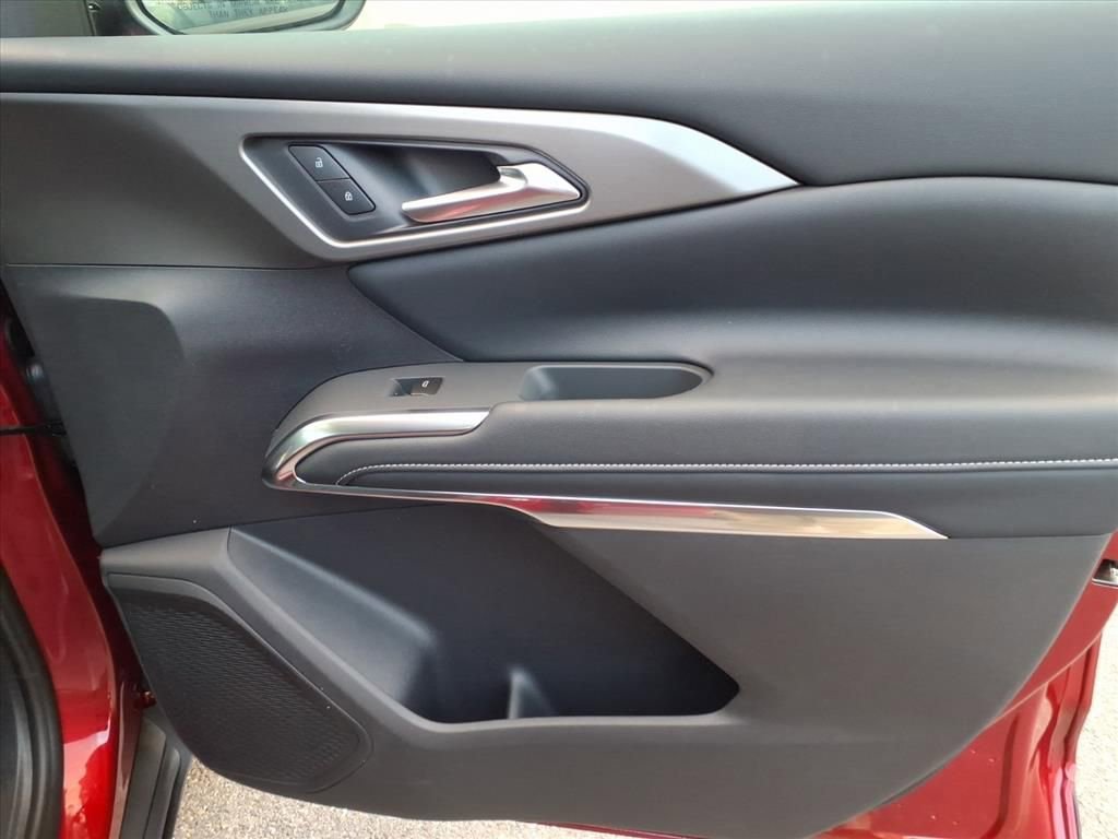 New 2026 Chevrolet Traverse LT image 18