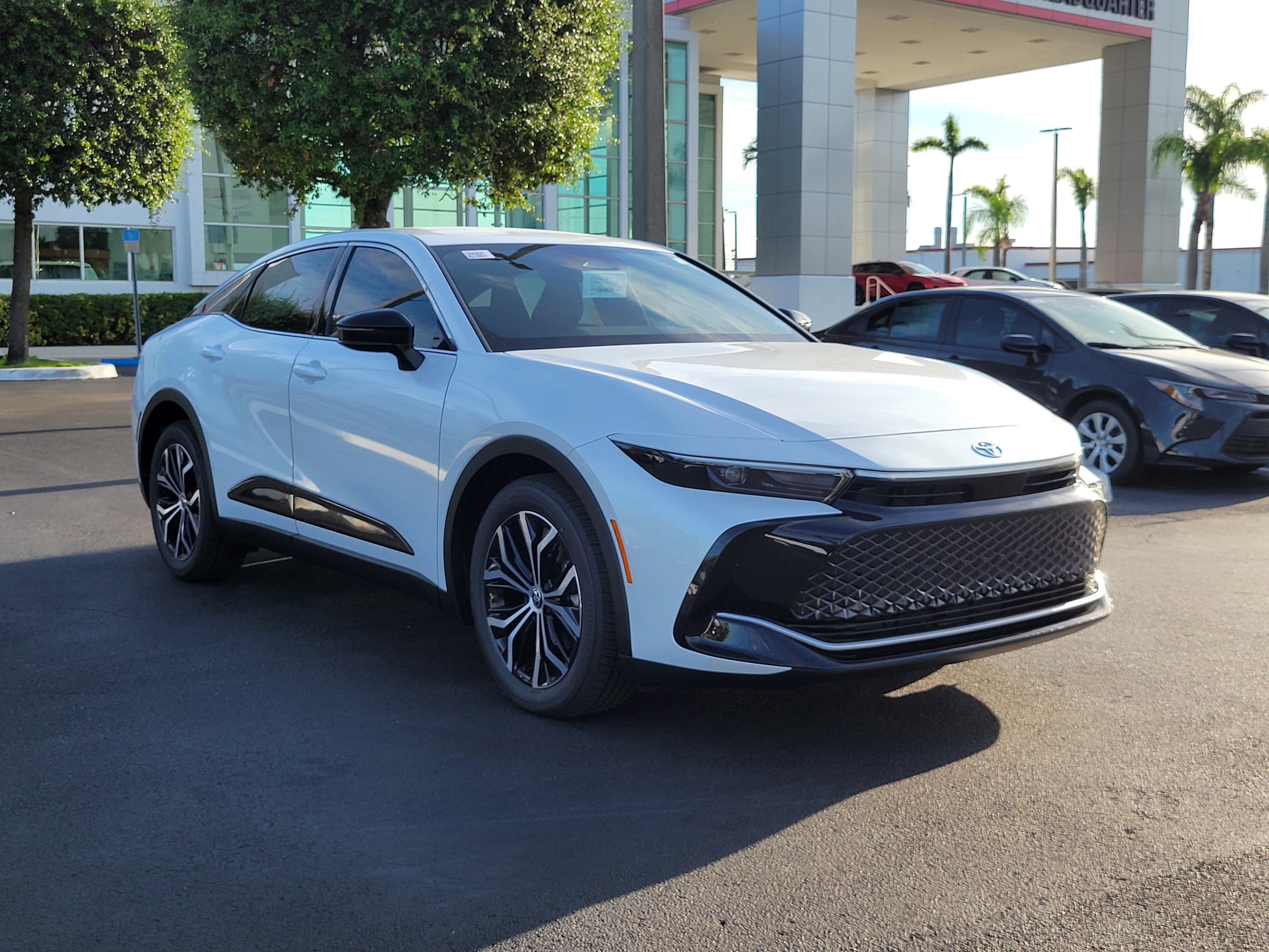 New 2026 Toyota Crown XLE image 2