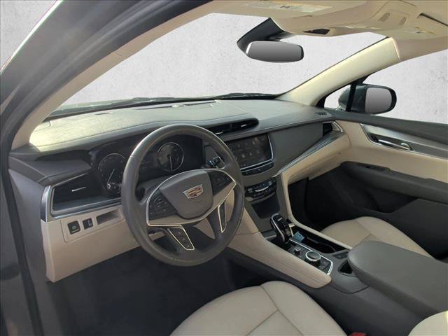 Certified 2020 Cadillac XT5 Premium Luxury FWD image 10