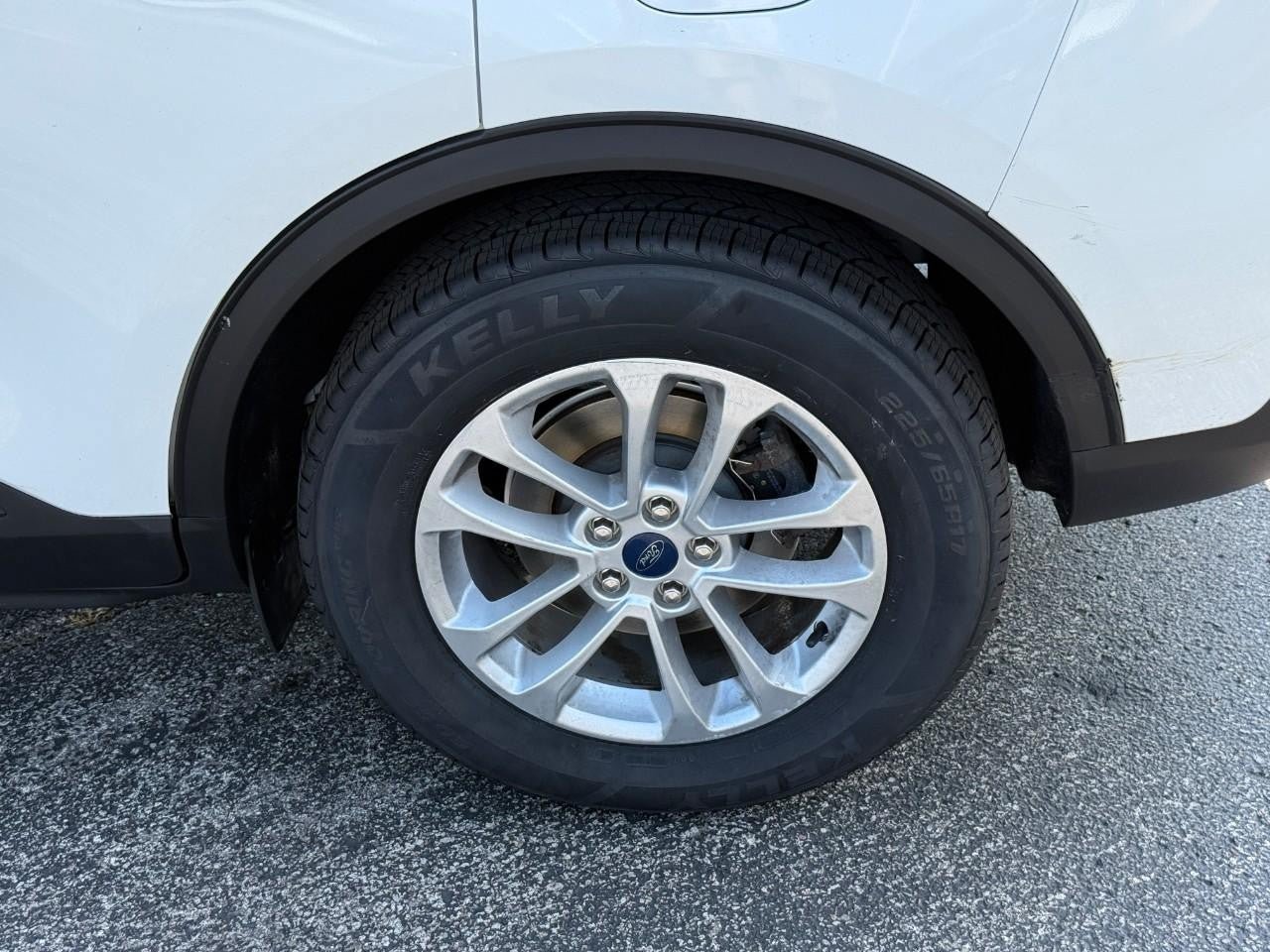 Used 2020 Ford Escape SE FWD image 6