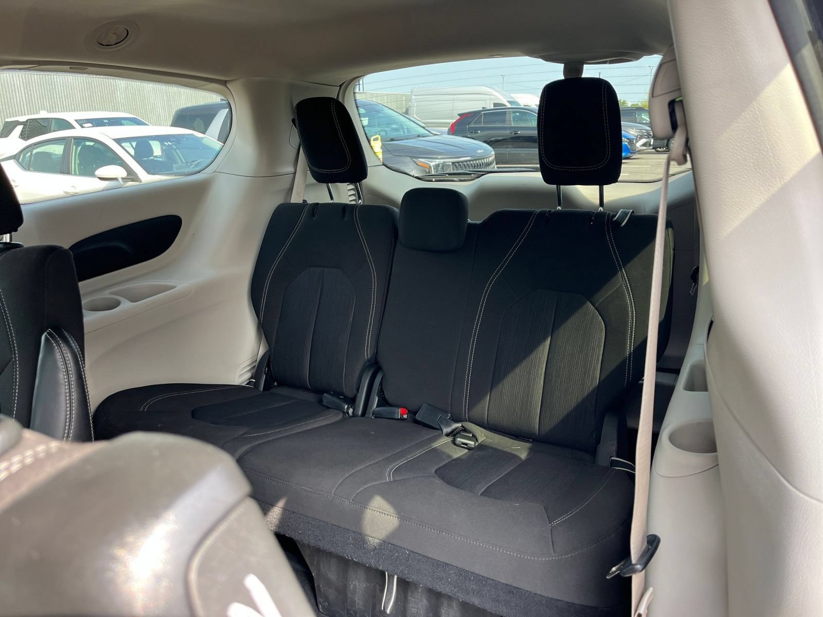 Used 2024 Chrysler Voyager LX FWD image 30