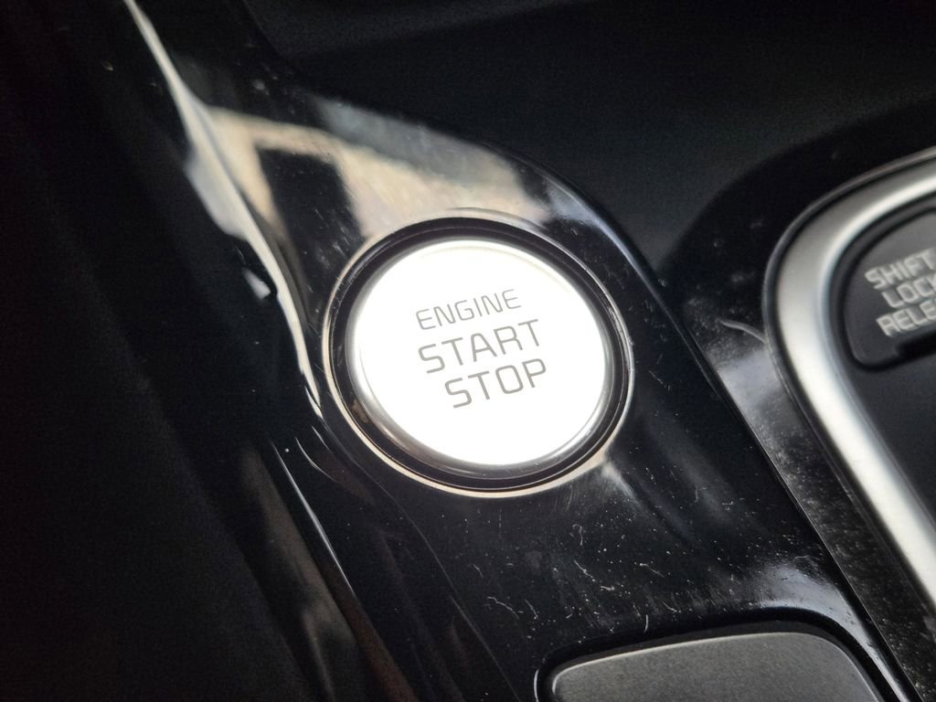 Certified 2025 Kia Soul S FWD image 23