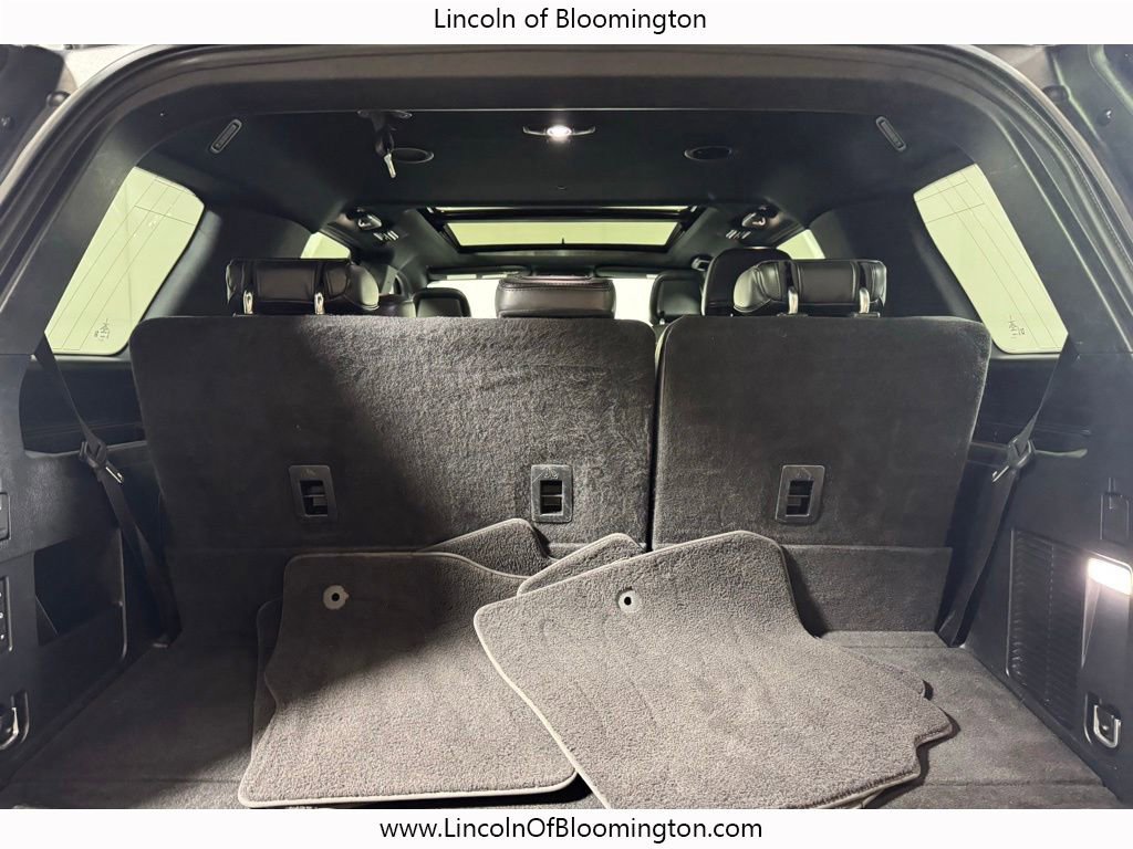Used 2019 Lincoln Navigator Select AWD/4WD image 29