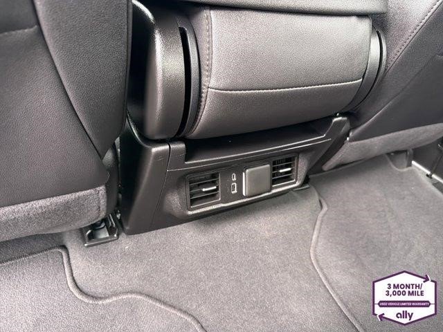 Certified 2026 GMC Sierra 1500 SLT image 15