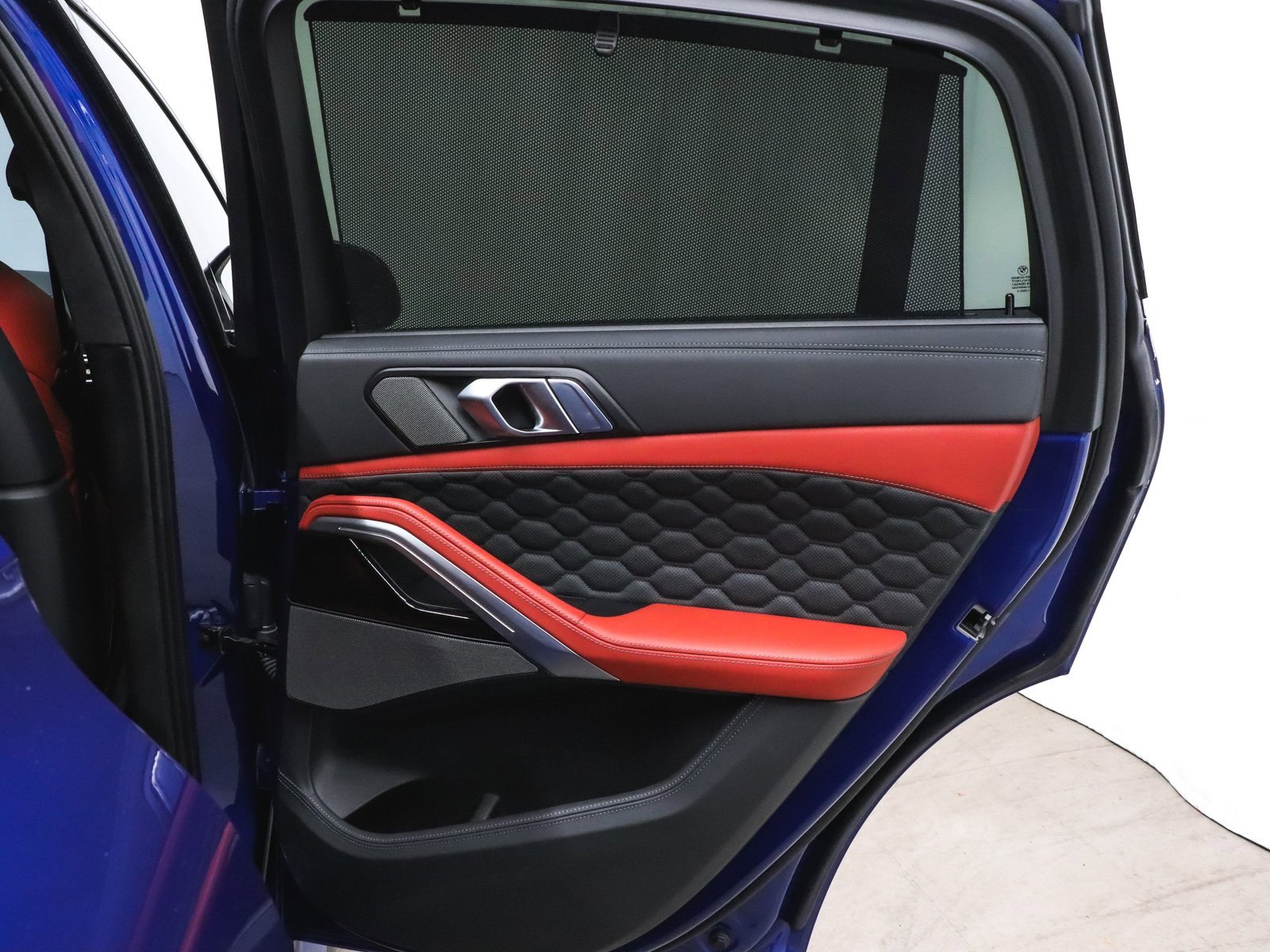 Used 2024 BMW X6 M Competition w/ Executive Package image 19