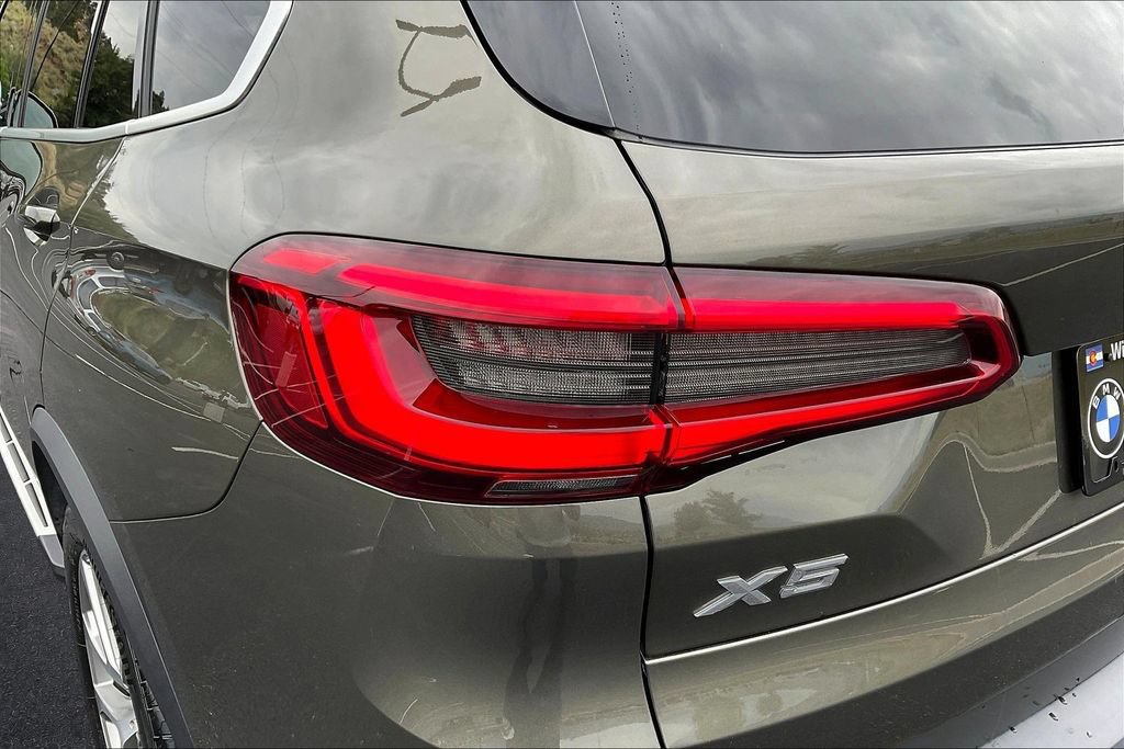 Used 2020 BMW X5 xDrive40i w/ Premium Package AWD/4WD image 22