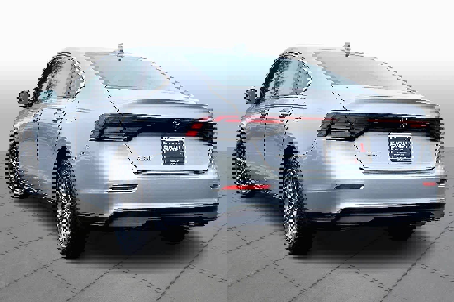 Used 2023 Honda Accord EX image 11