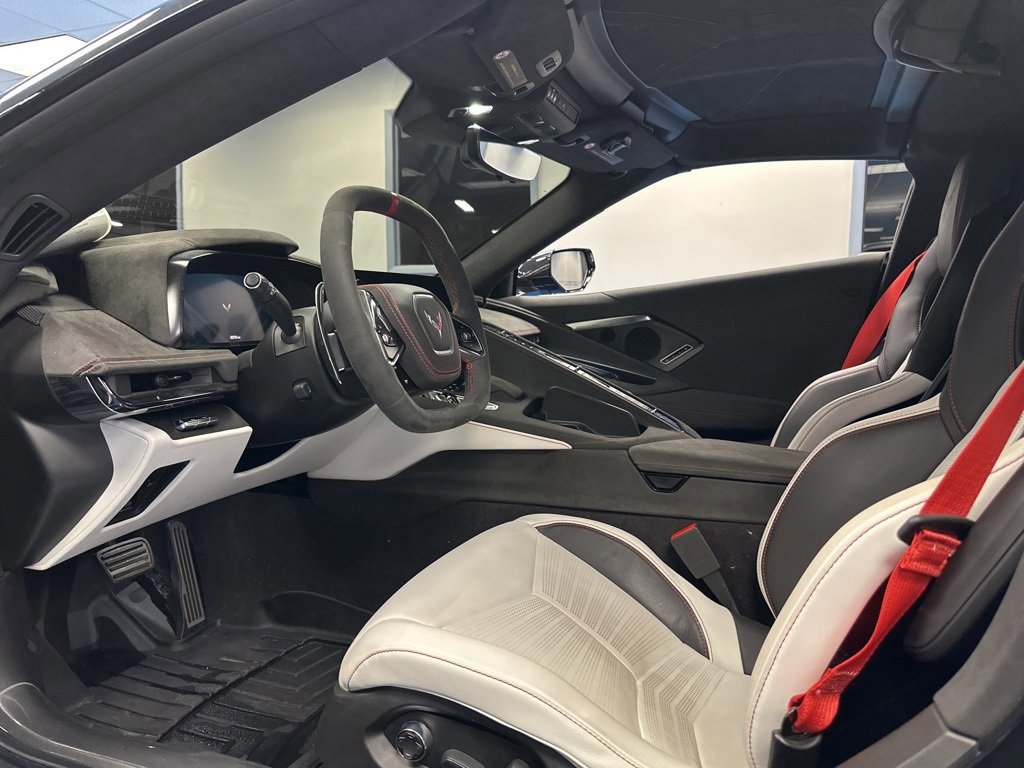 Certified 2023 Chevrolet Corvette Stingray Premium Cpe image 21