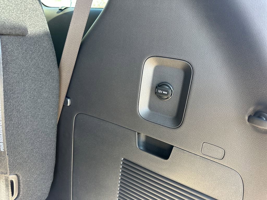 New 2026 Kia Carnival EX image 39