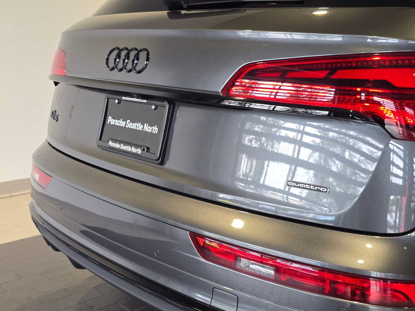 Used 2023 Audi Q5 2.0T Prestige w/ Prestige Package AWD/4WD image 15