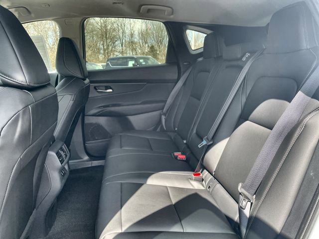 Certified 2025 Nissan Murano SV image 18