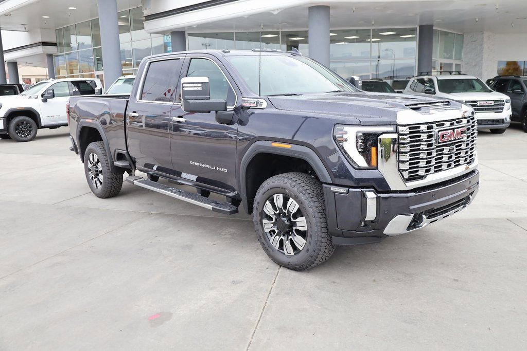 New 2026 GMC Sierra 3500 Denali w/ Technology Package AWD/4WD image 8
