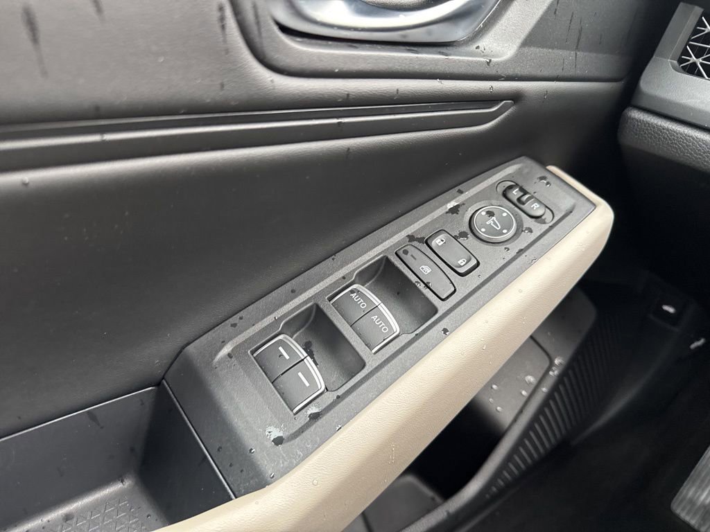 Used 2023 Honda Accord EX image 24