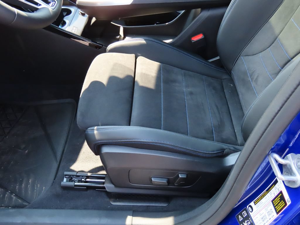Certified 2026 BMW X2 xDrive28i w/ Technology Package AWD/4WD image 41