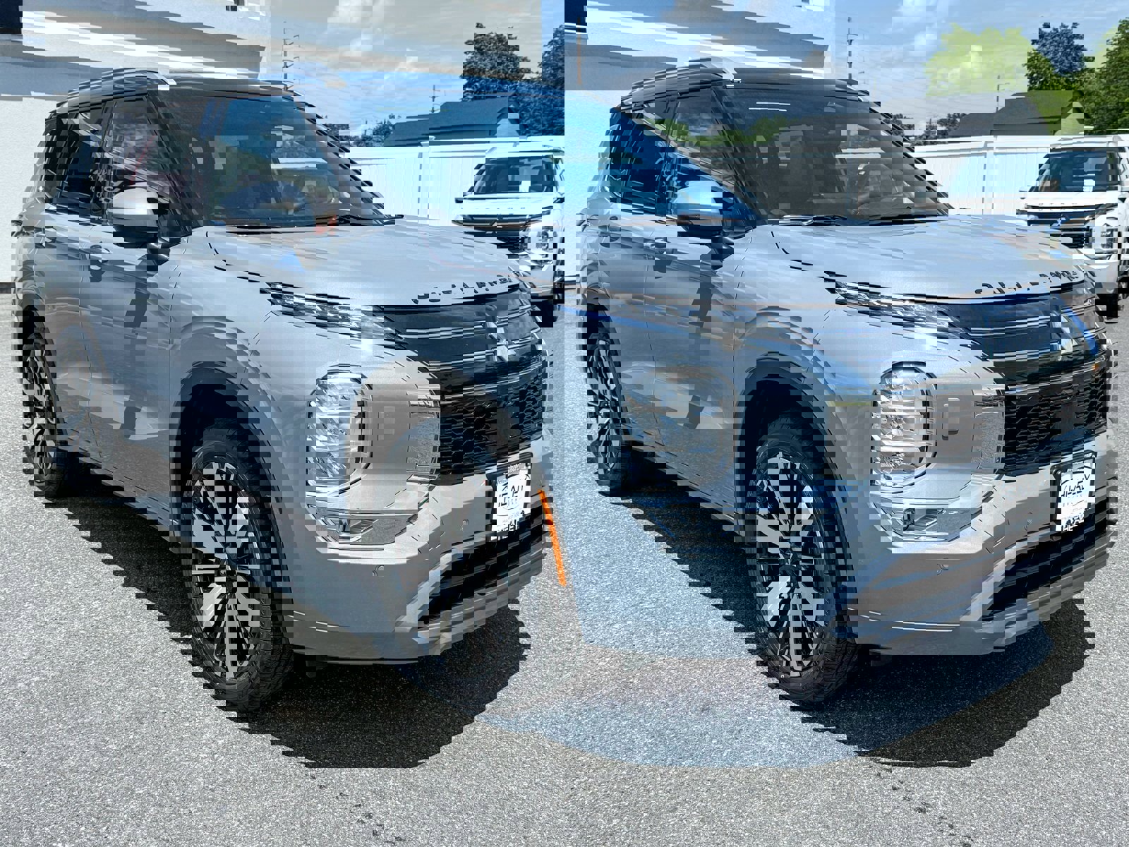 New 2025 Mitsubishi Outlander AWD