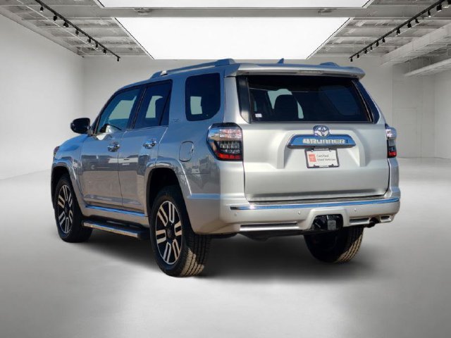 Used 2022 Toyota 4Runner Limited AWD/4WD image 3