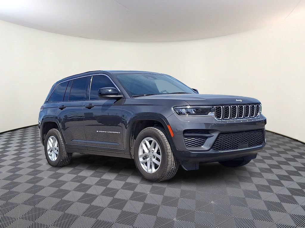 Used 2025 Jeep Grand Cherokee Laredo X