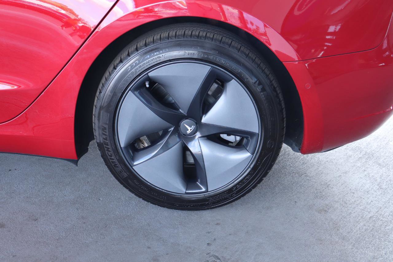 Used 2019 Tesla Model 3 Long Range image 11