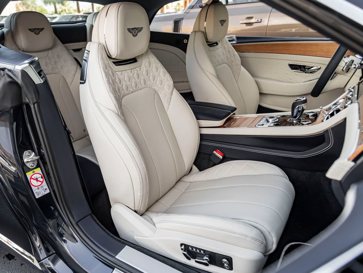 Used 2023 Bentley Continental GT Azure AWD/4WD image 29