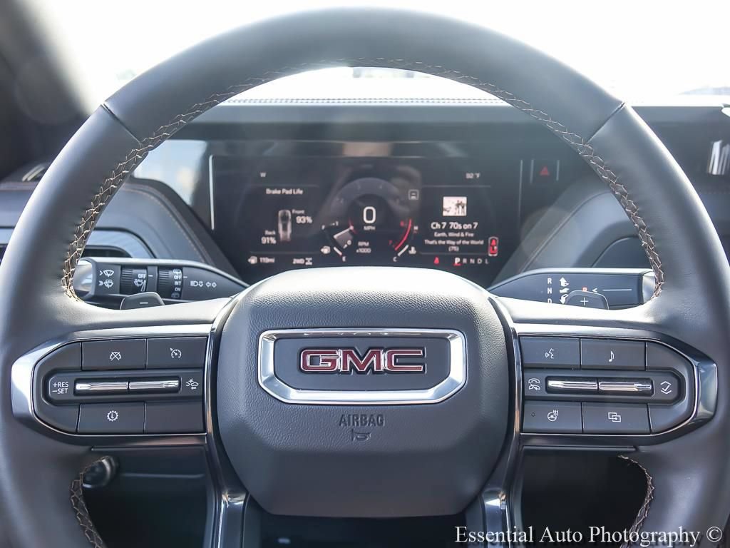 Used 2026 GMC Yukon AT4 AWD/4WD image 17