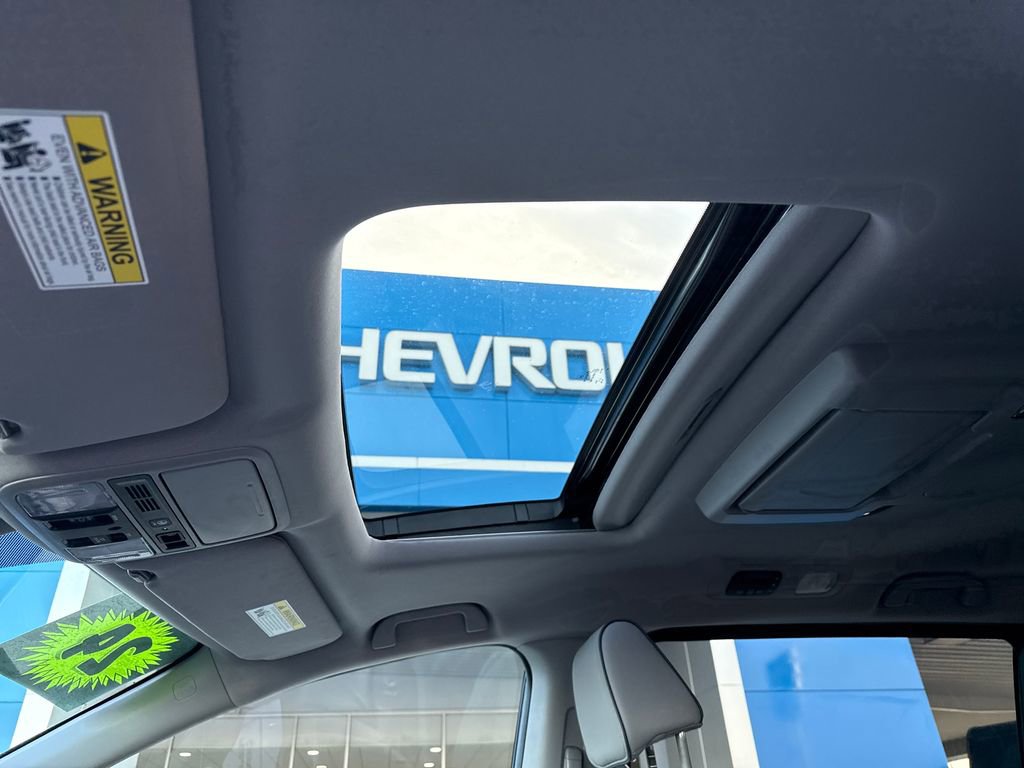 Used 2024 Honda Odyssey Elite image 24