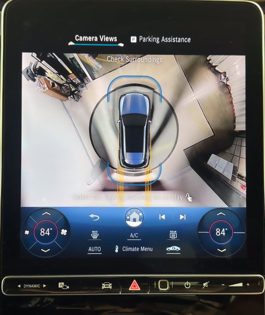 Used 2024 Mercedes-Benz GLC 300 4MATIC image 24