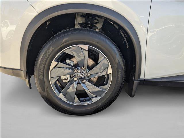 Certified 2024 Nissan Rogue SV w/ SV Premium Package image 24