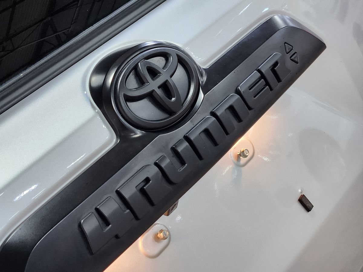 Used 2023 Toyota 4Runner TRD Off-Road Premium AWD/4WD image 25